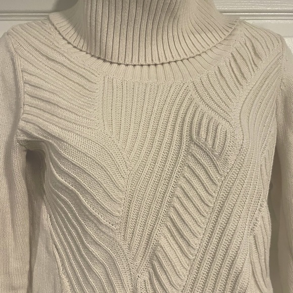 I.N.C. International Concepts cream turtleneck sweater with zippers size S - Picture 3 of 4